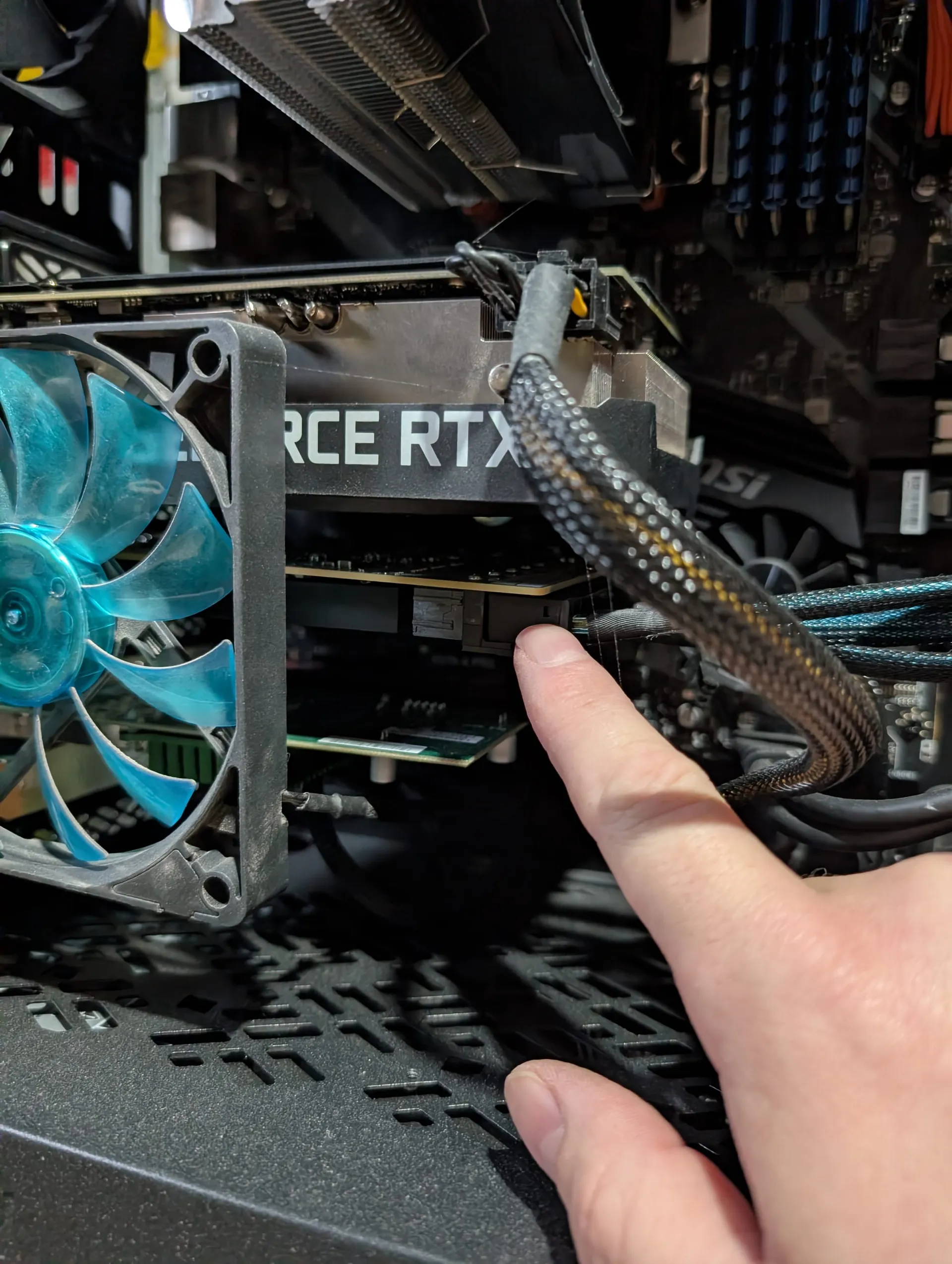 Picture of an HBA SAS Connector on my LSI 9300-16i that I will end up re-seating.